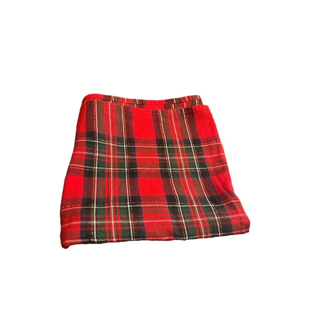 VTG Martha Stewart Everyday Tartan w/gold Christmas Tablecloth 47”x48” Red